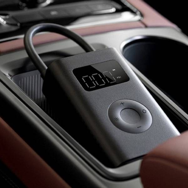 Gonfleur pneu voiture intérieur AirBoost