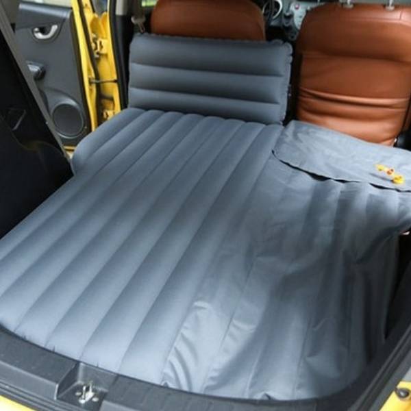Matelas pour voiture gonflable CarLounge