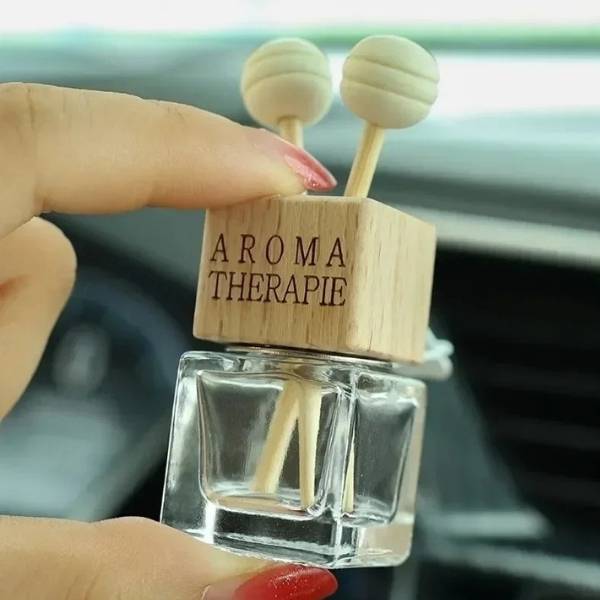 diffuseur de parfum pour voiture compact AromaAir
