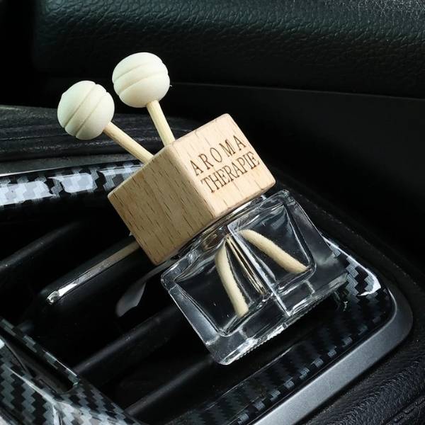 diffuseur de parfum pour voiture intérieur AromaAir