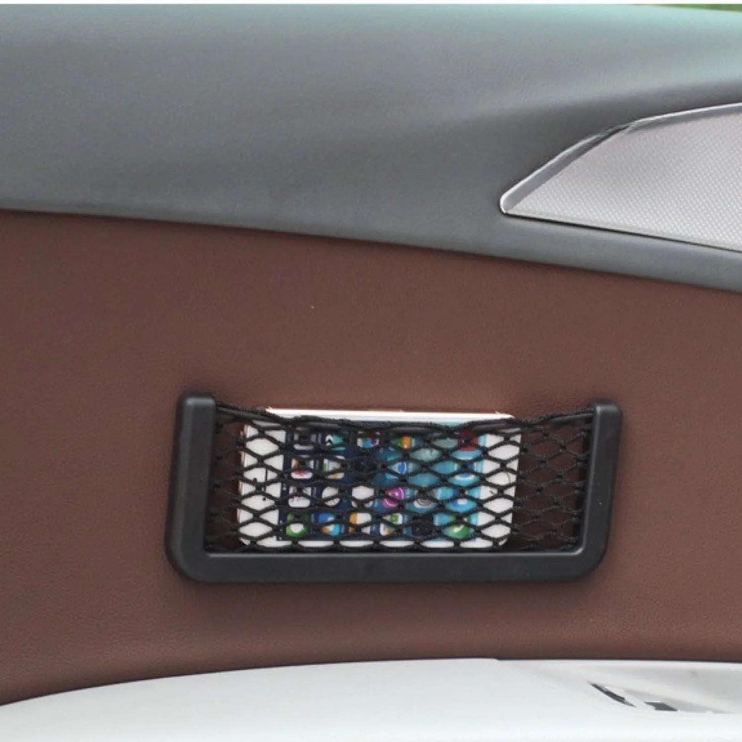 filet rangement telephone voiture compact MeshPocket