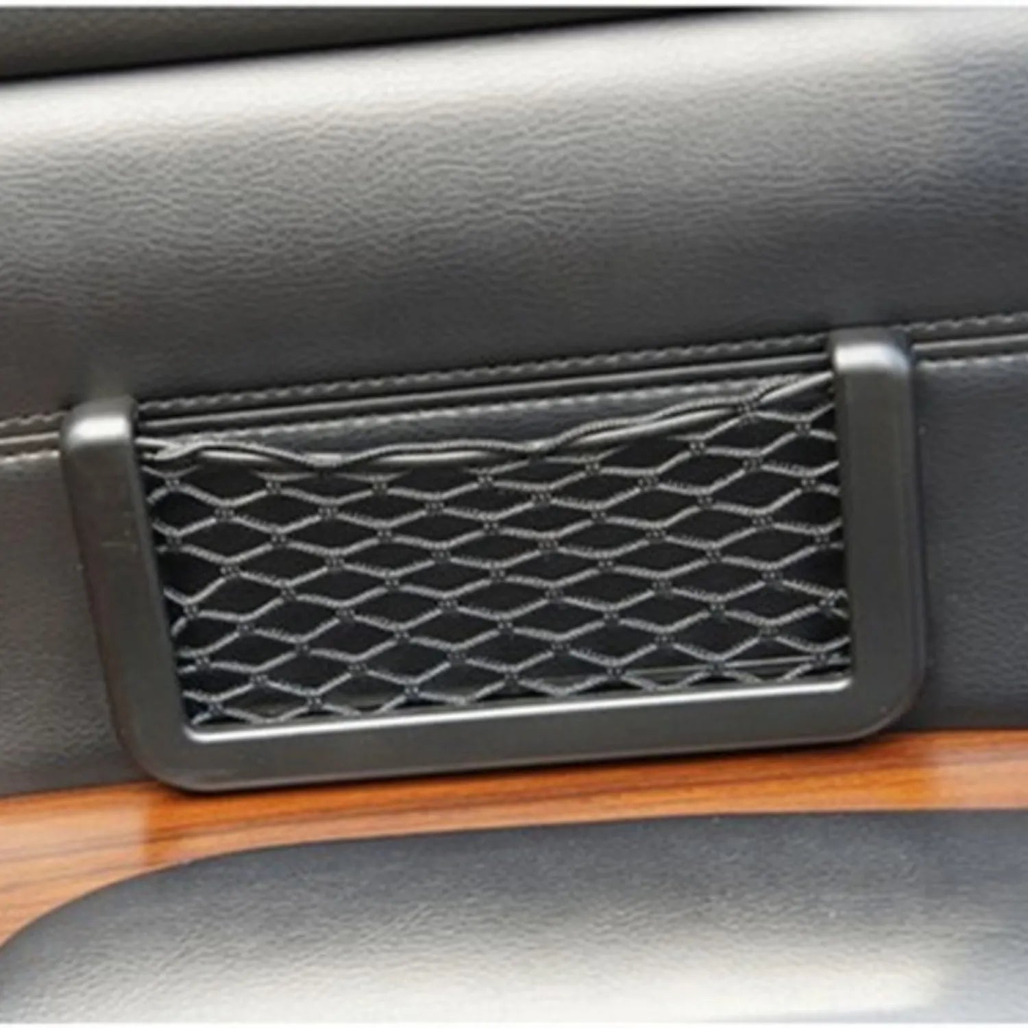 filet rangement telephone voiture flexible MeshPocket