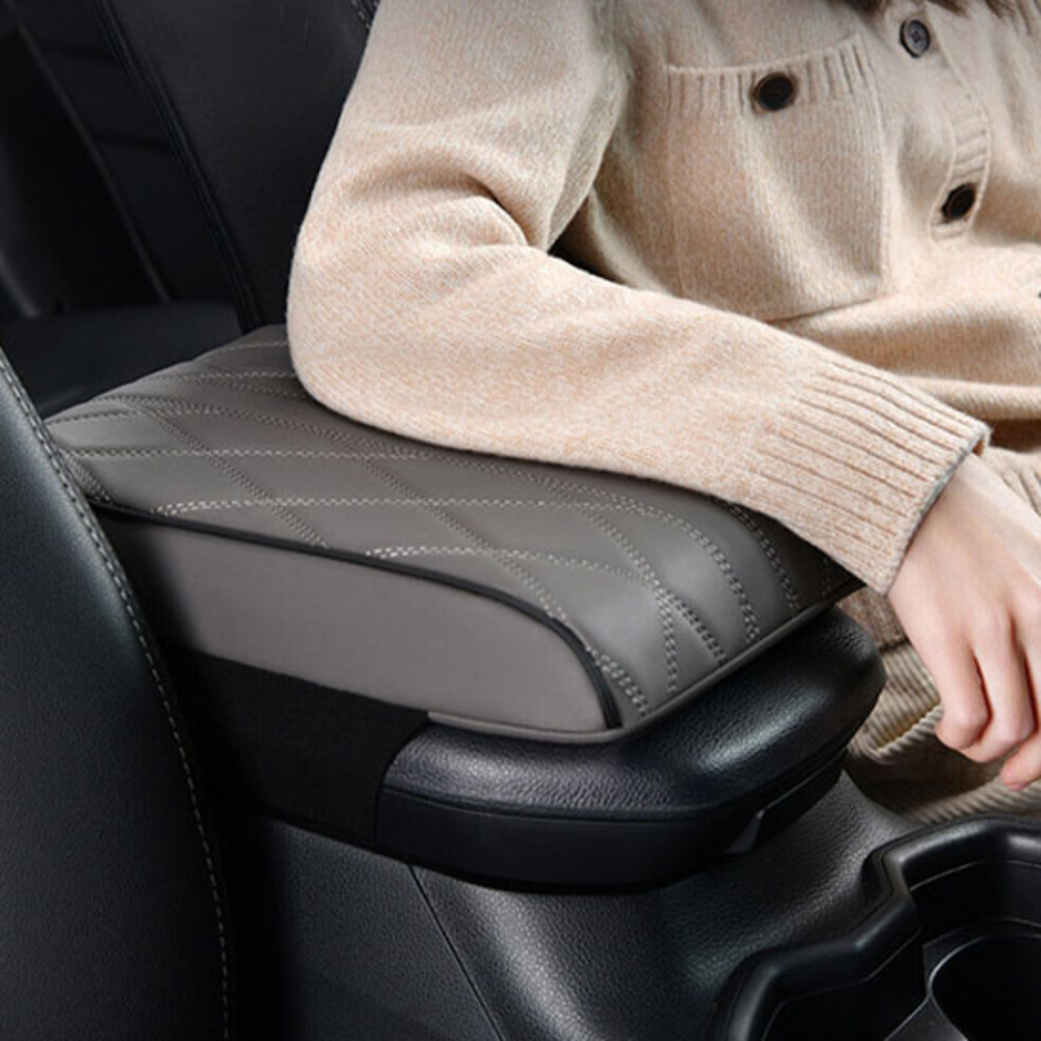 housse-accoudoir-central-voiture-moelleuse-armcush