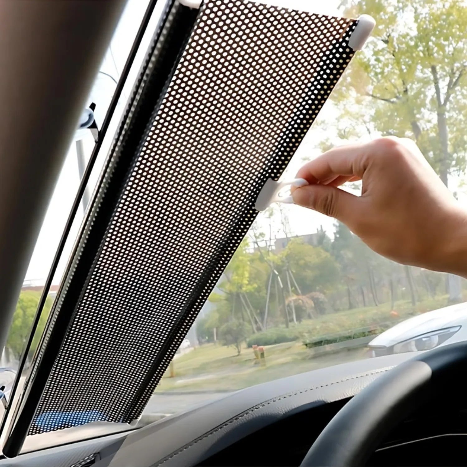 pare soleil enrouleur voiture classe SunSlide