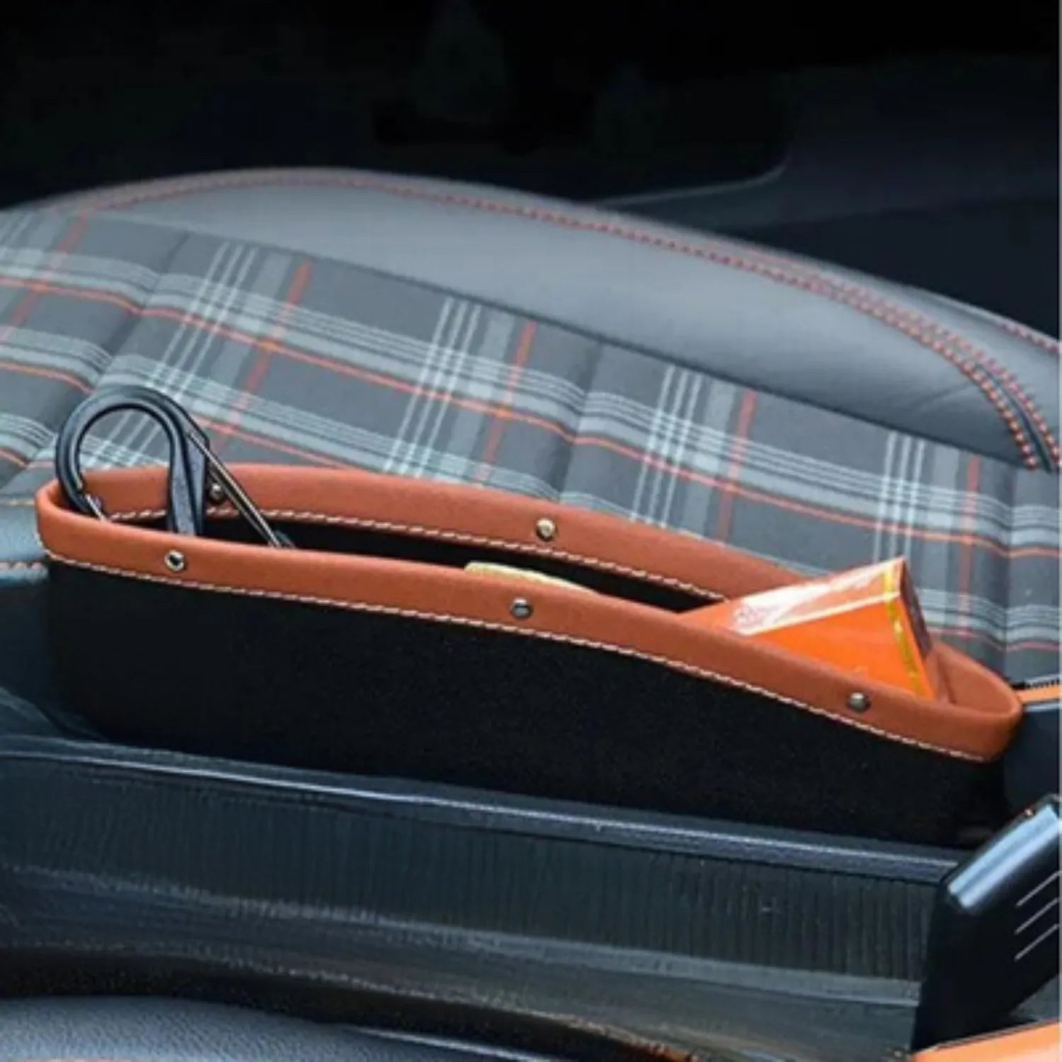 rangement-entre-siege-voiture-marron-SeatPack