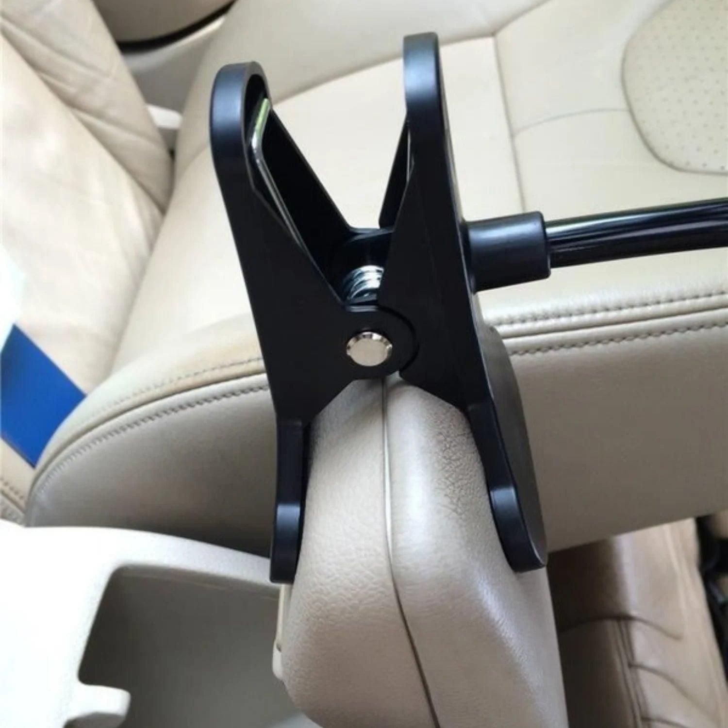 table voiture a pince fixation Servant